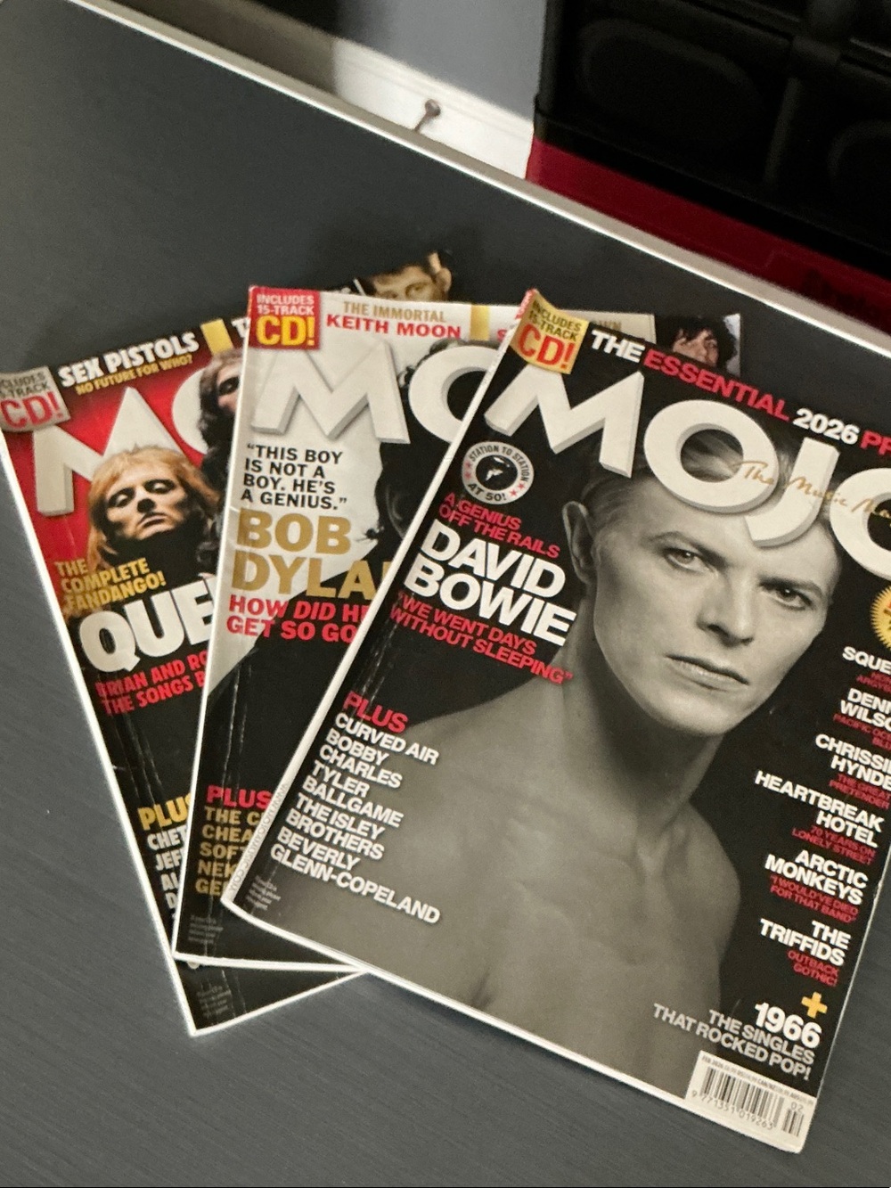 3 MOJO Magazines : David Bowie, Queen, and Bob Dylan Covers